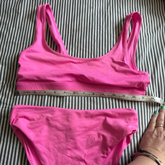 SKIMS Vibrant Pink Bikini Set - Picture 5 of 9